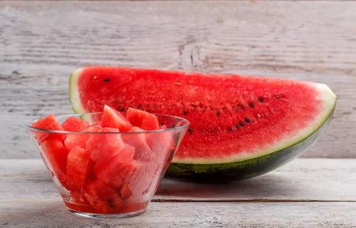 吃瓜专用图,图解吃瓜专用图背后的故事